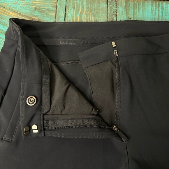Lululemon On The Move Pant 28" Black Size 6 Activewear Sporty - Picture 12 of 16